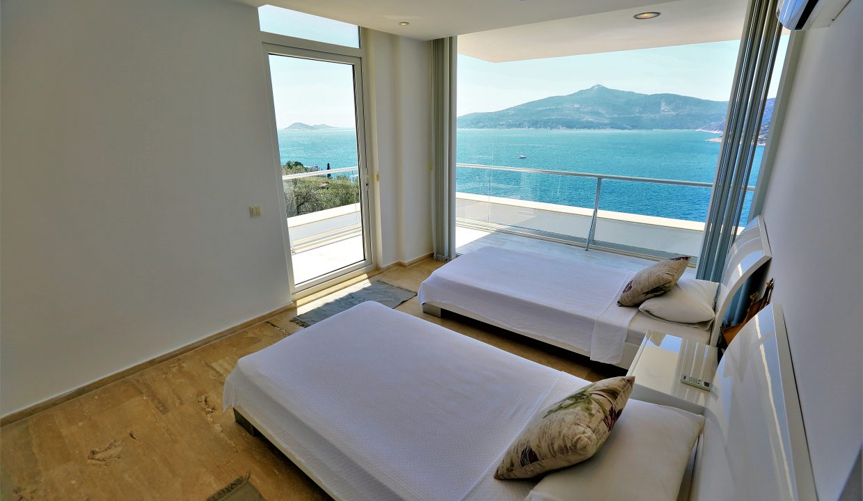 Villa Lumineux-Kalkan-Luks-denize-sifir-jakuzili-villa-villagezegeni (30)