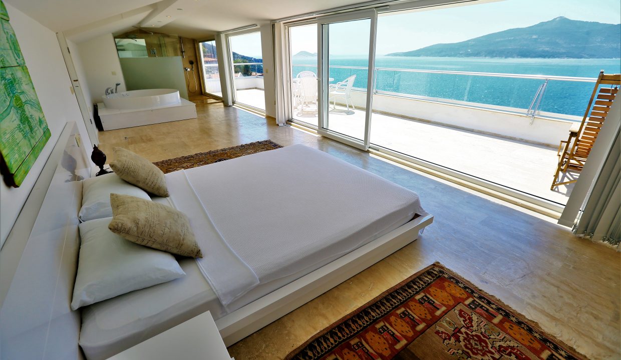 Villa Lumineux-Kalkan-Luks-denize-sifir-jakuzili-villa-villagezegeni (46)