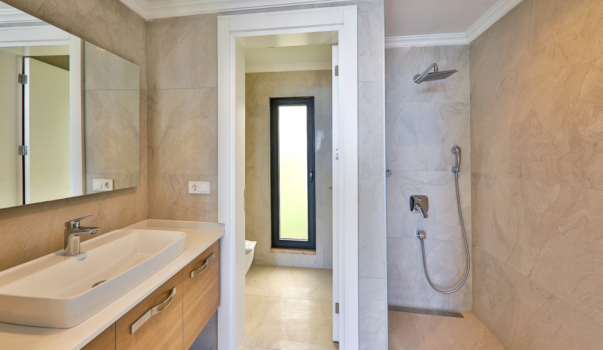 Villa Skylight (10)