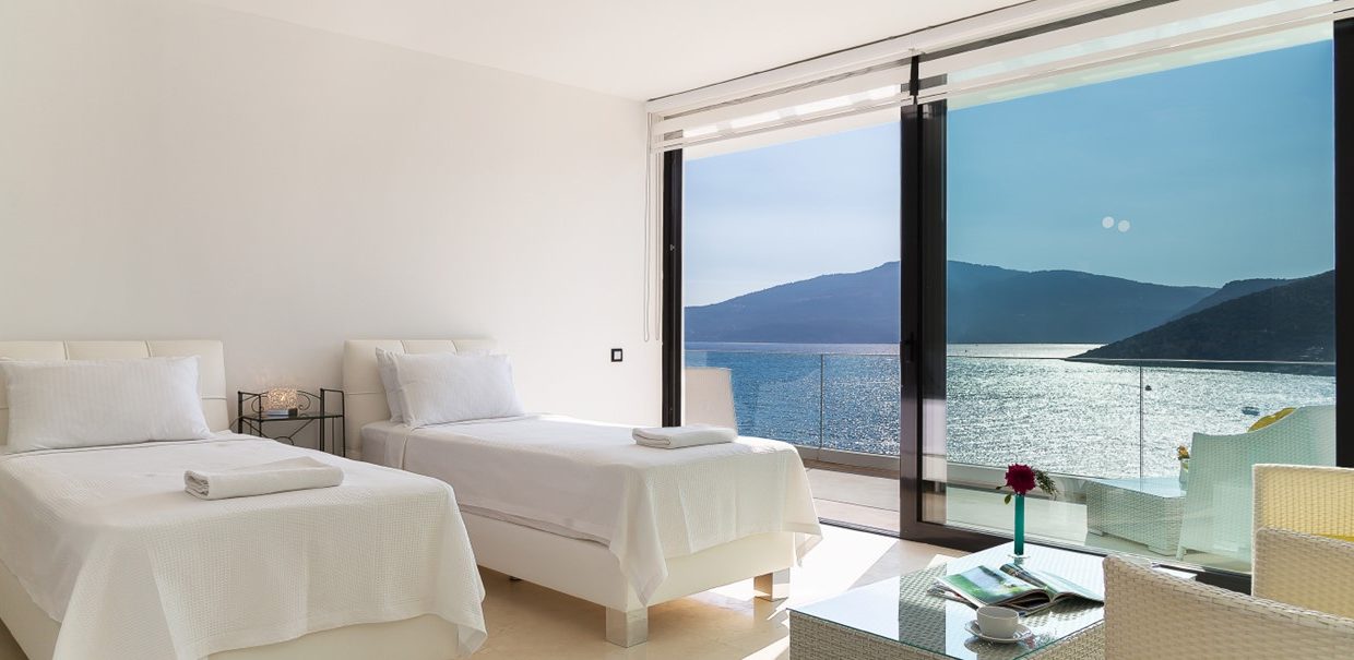 denize-cok-yakin-8-kisilik-luks-villa-kalkan (10)