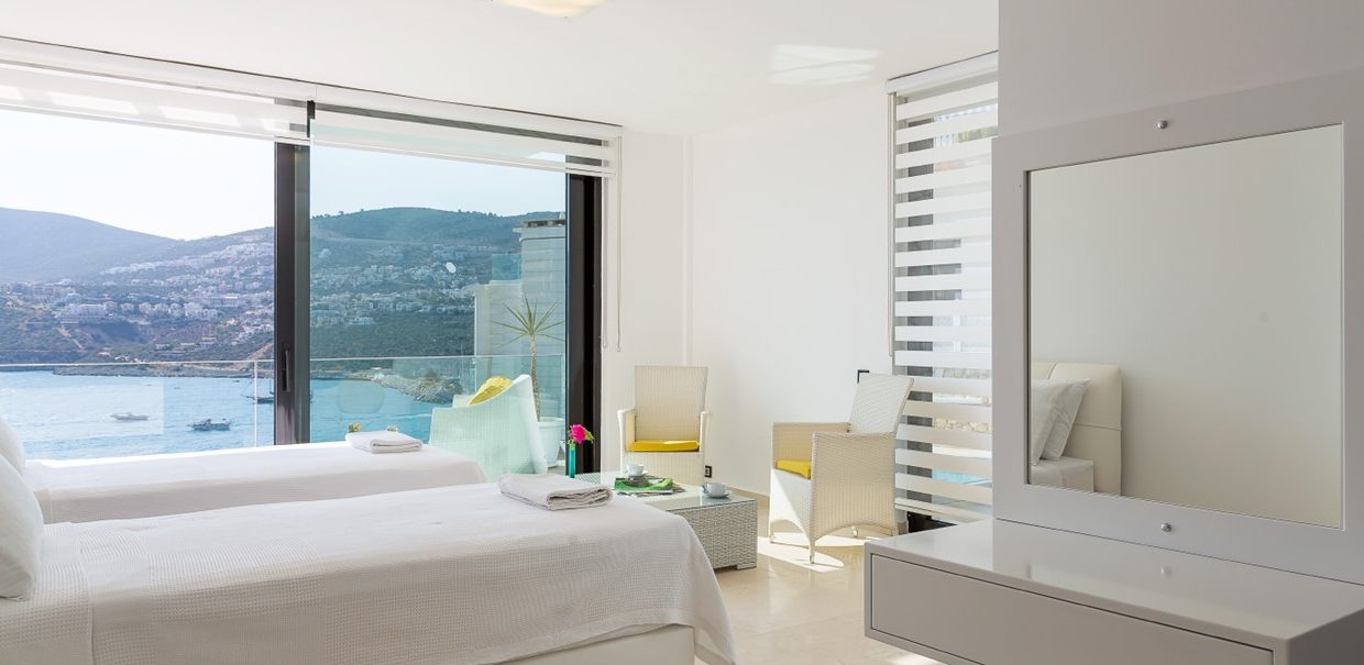 denize-cok-yakin-8-kisilik-luks-villa-kalkan (11)