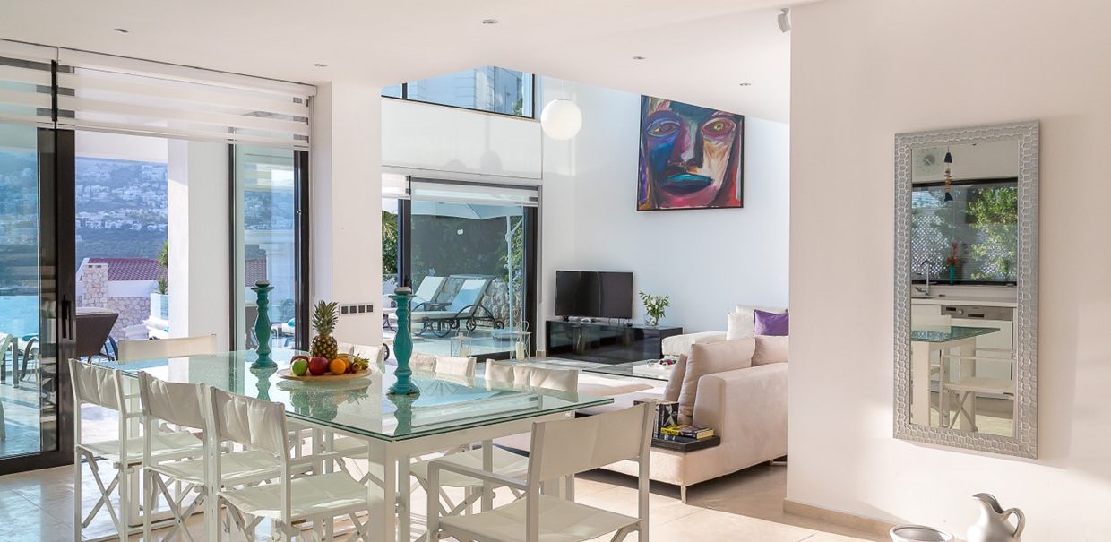 denize-cok-yakin-8-kisilik-luks-villa-kalkan (24)