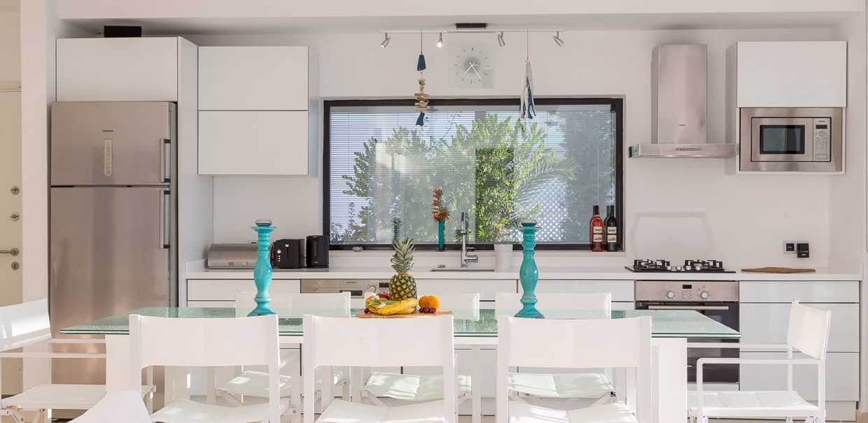 denize-cok-yakin-8-kisilik-luks-villa-kalkan (27)