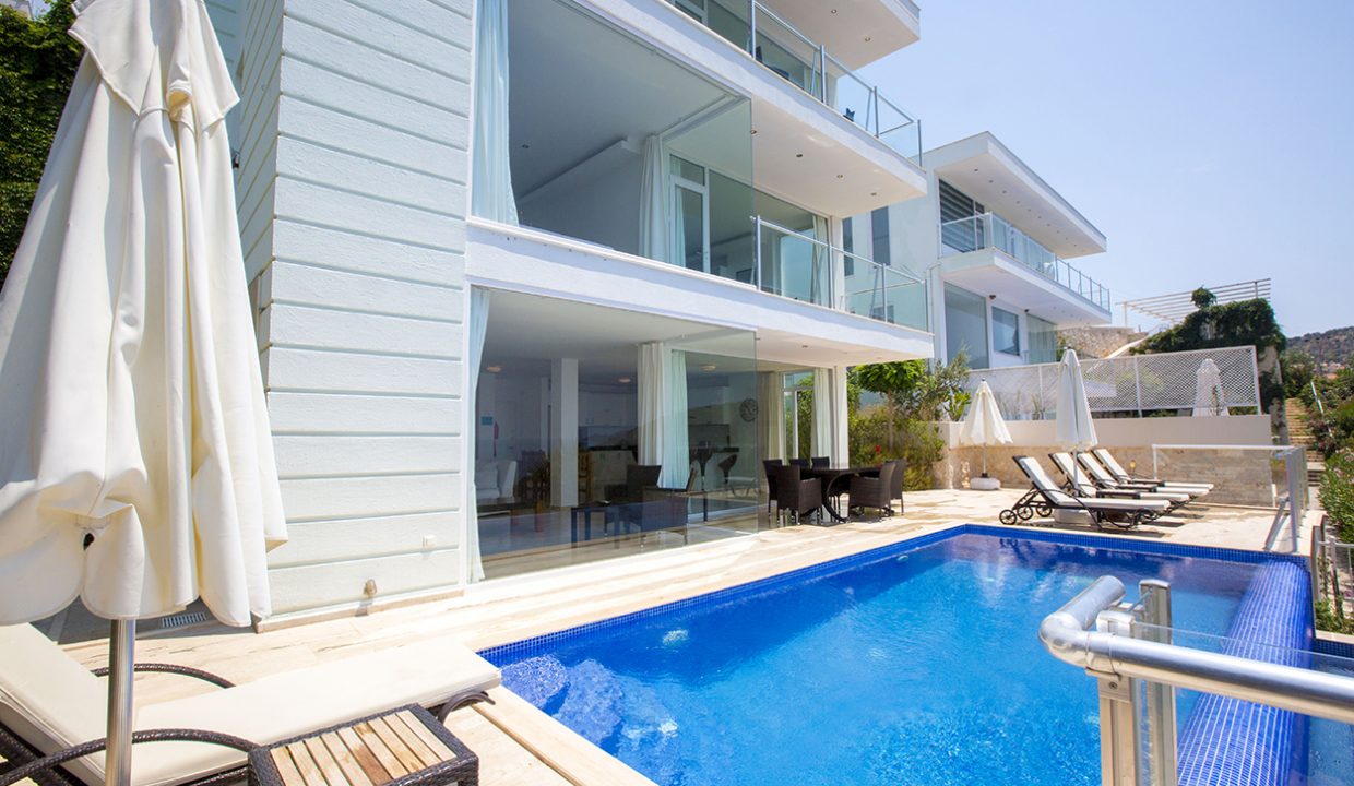 denize-yakin-luks-yazlik-villa (10)
