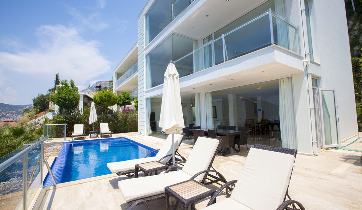 denize-yakin-luks-yazlik-villa (9)