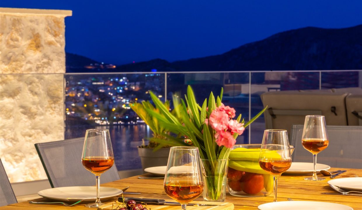 villa-cornelia-kalkan-evini-kirala (19)