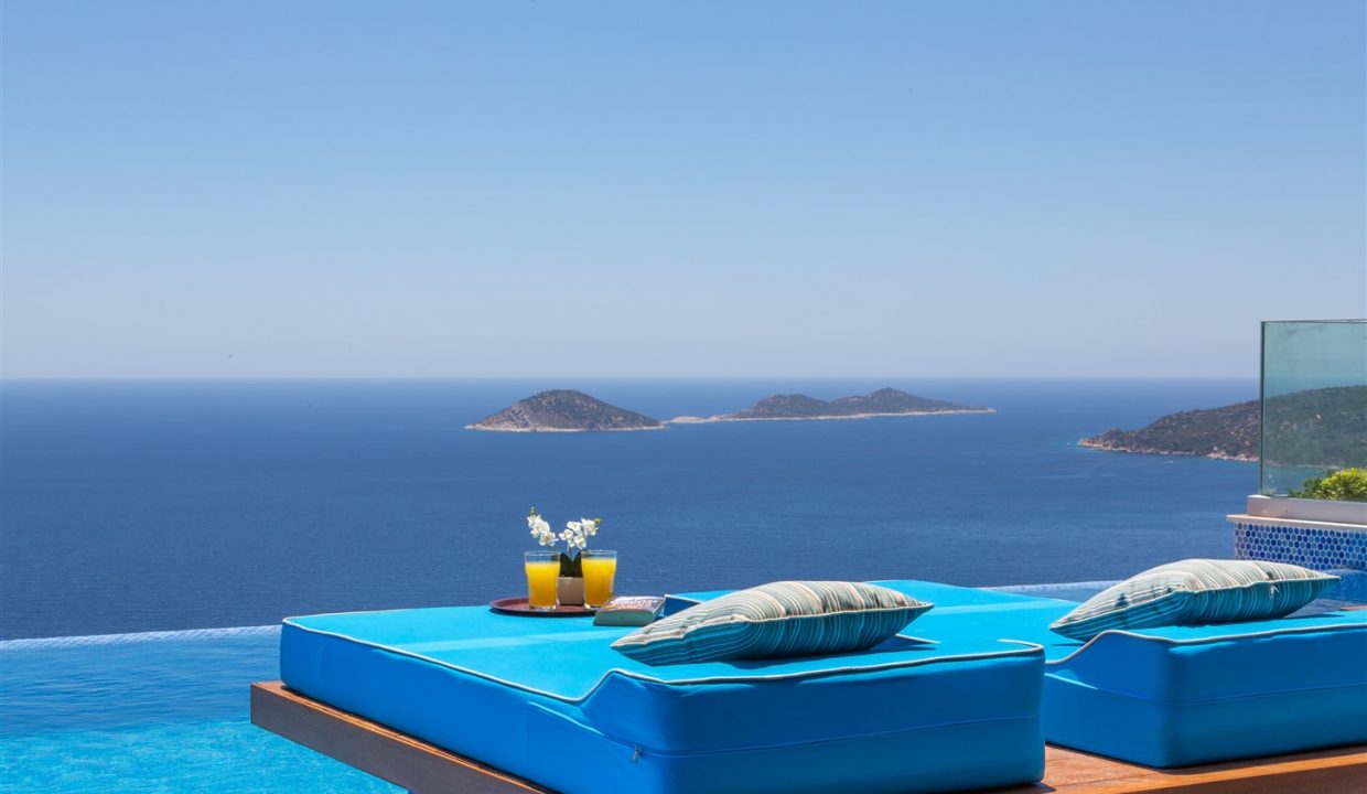 villa-cornelia-kalkan-evini-kirala (29)
