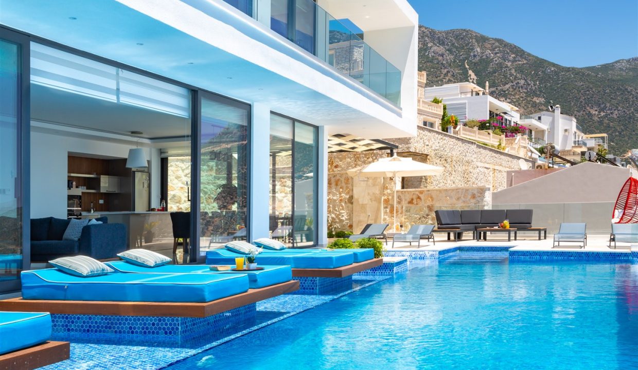 villa-cornelia-kalkan-evini-kirala (31)