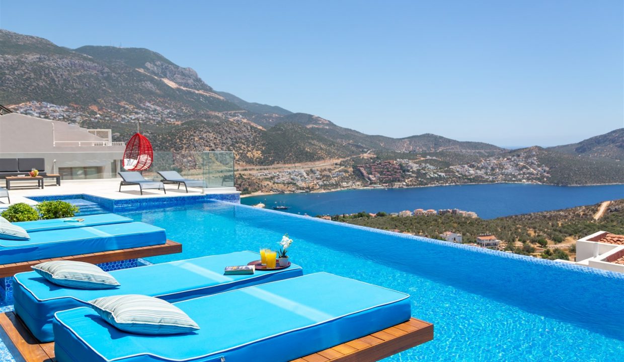 villa-cornelia-kalkan-evini-kirala (34)