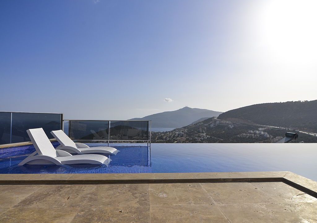 villa-falcon-exclusive-kalkan-evini-kirala (20)
