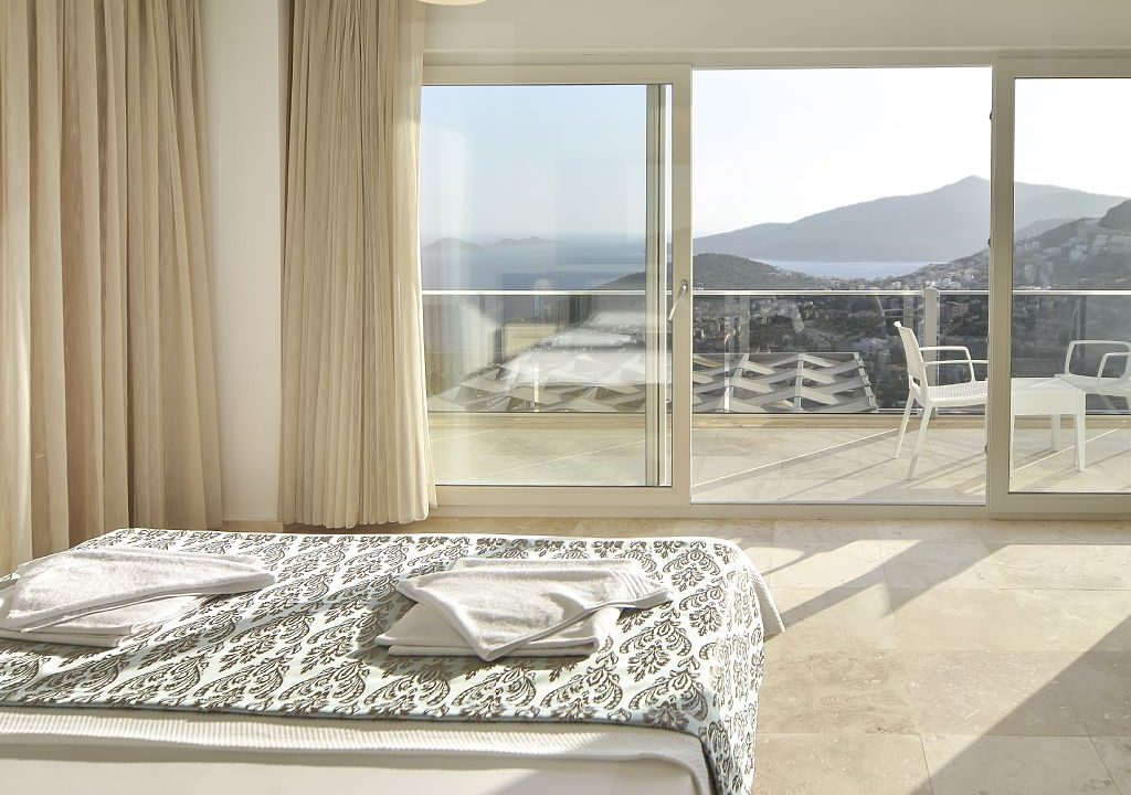 villa-falcon-exclusive-kalkan-evini-kirala (24)