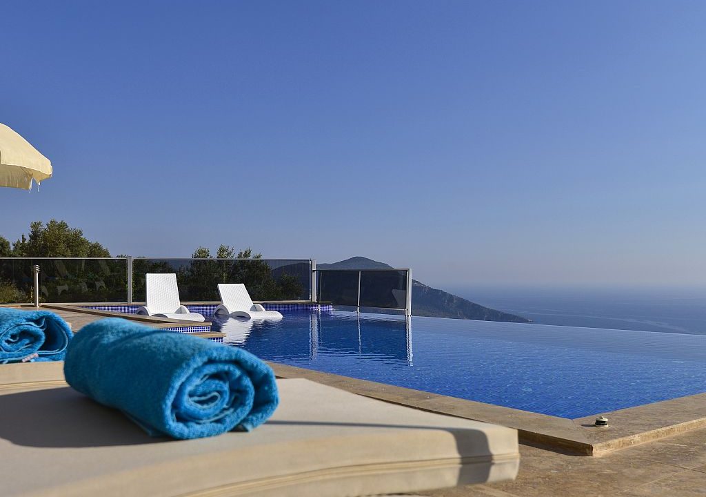 villa-falcon-exclusive-kalkan-evini-kirala (29)