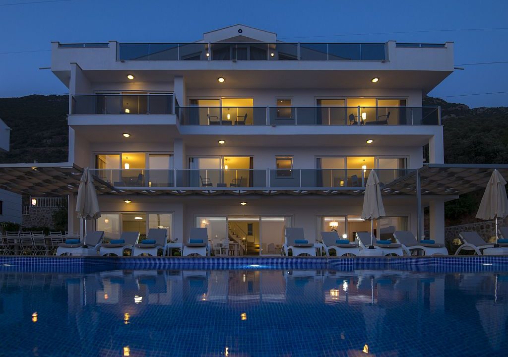 villa-falcon-exclusive-kalkan-evini-kirala (8)