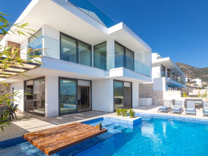 Villa Marvel