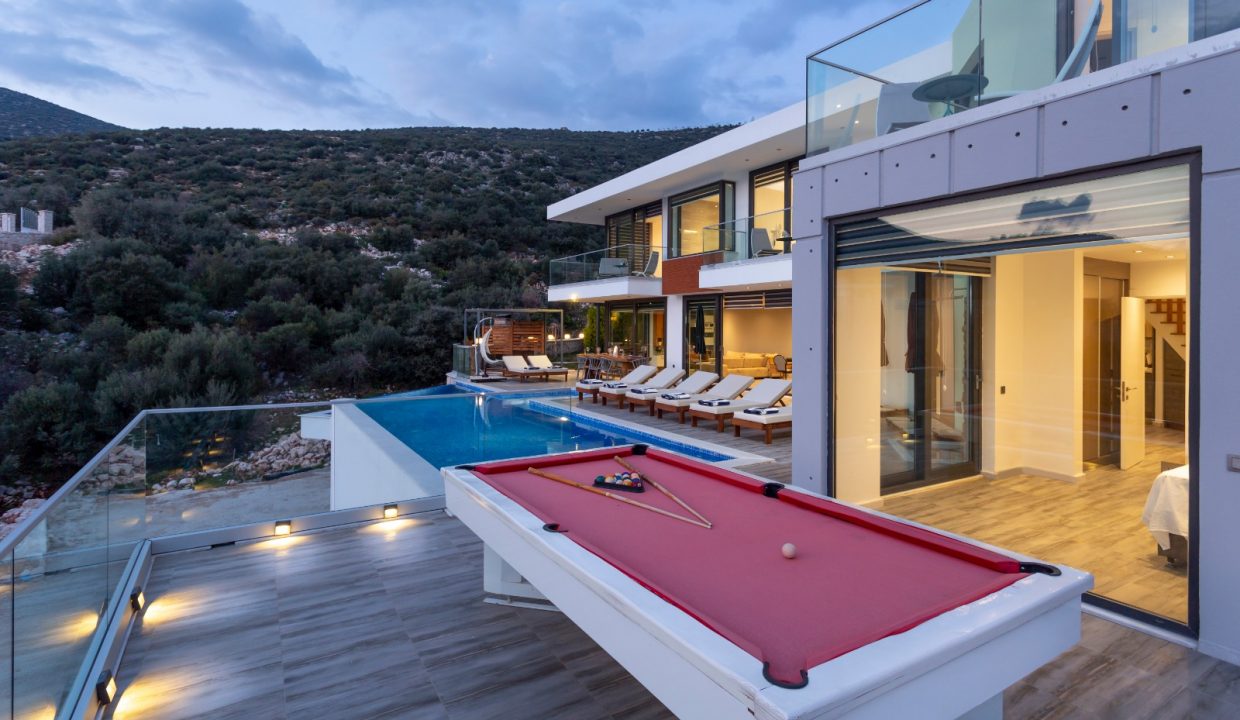 villa-poyraz-kalkan-evinikirala (11)