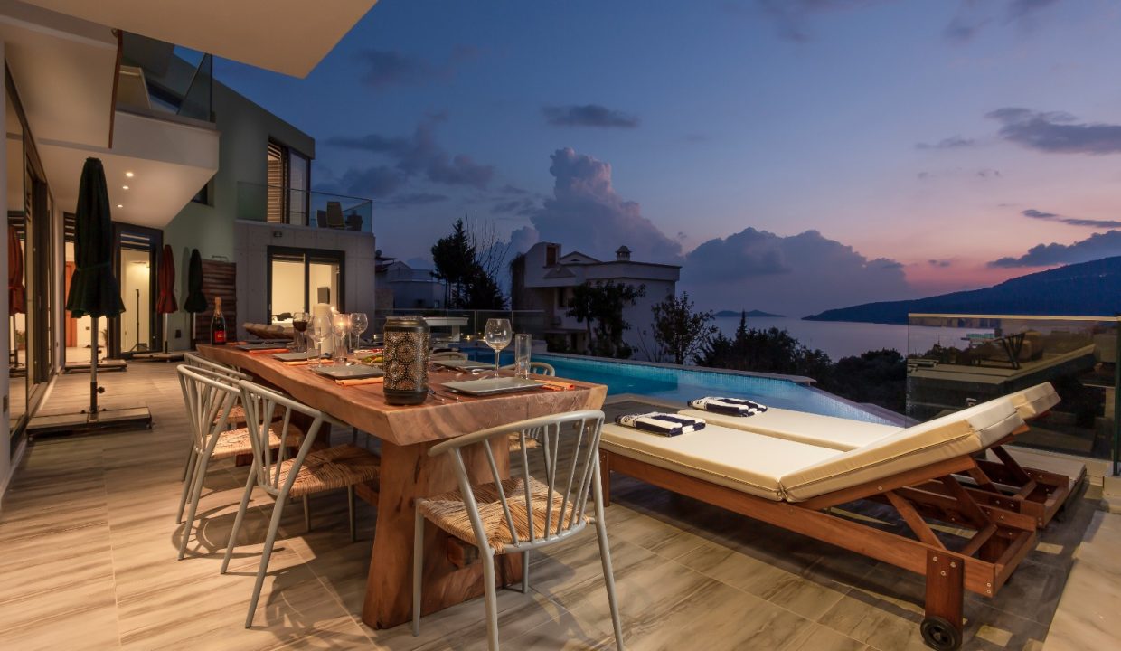 villa-poyraz-kalkan-evinikirala (18)