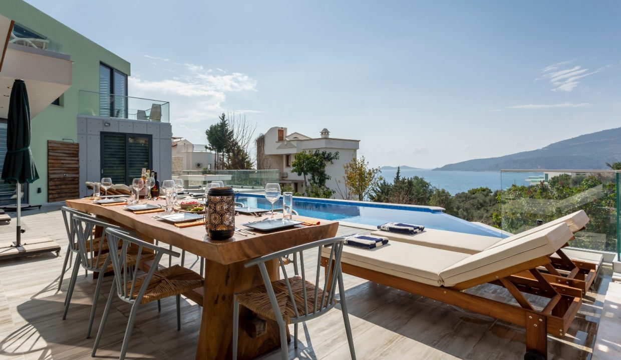 villa-poyraz-kalkan-evinikirala (8)