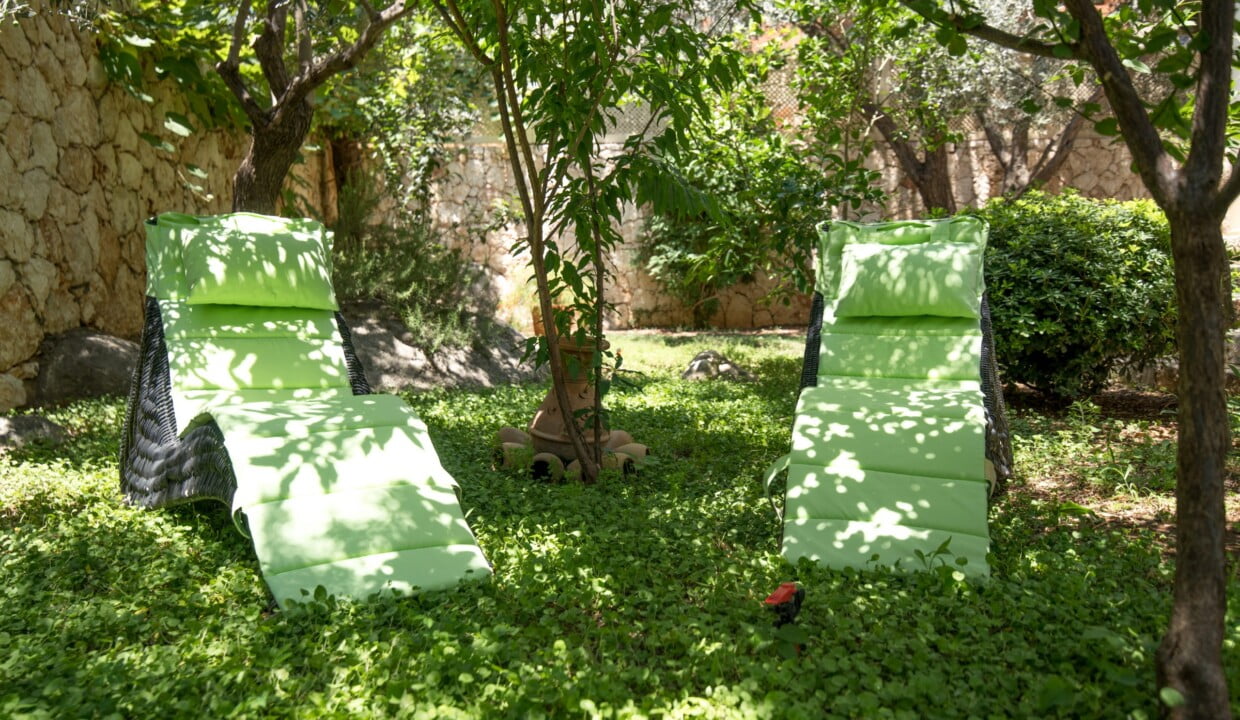Villa Ayser garden chairs