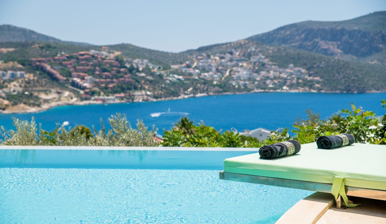 Villa Ayser sea view