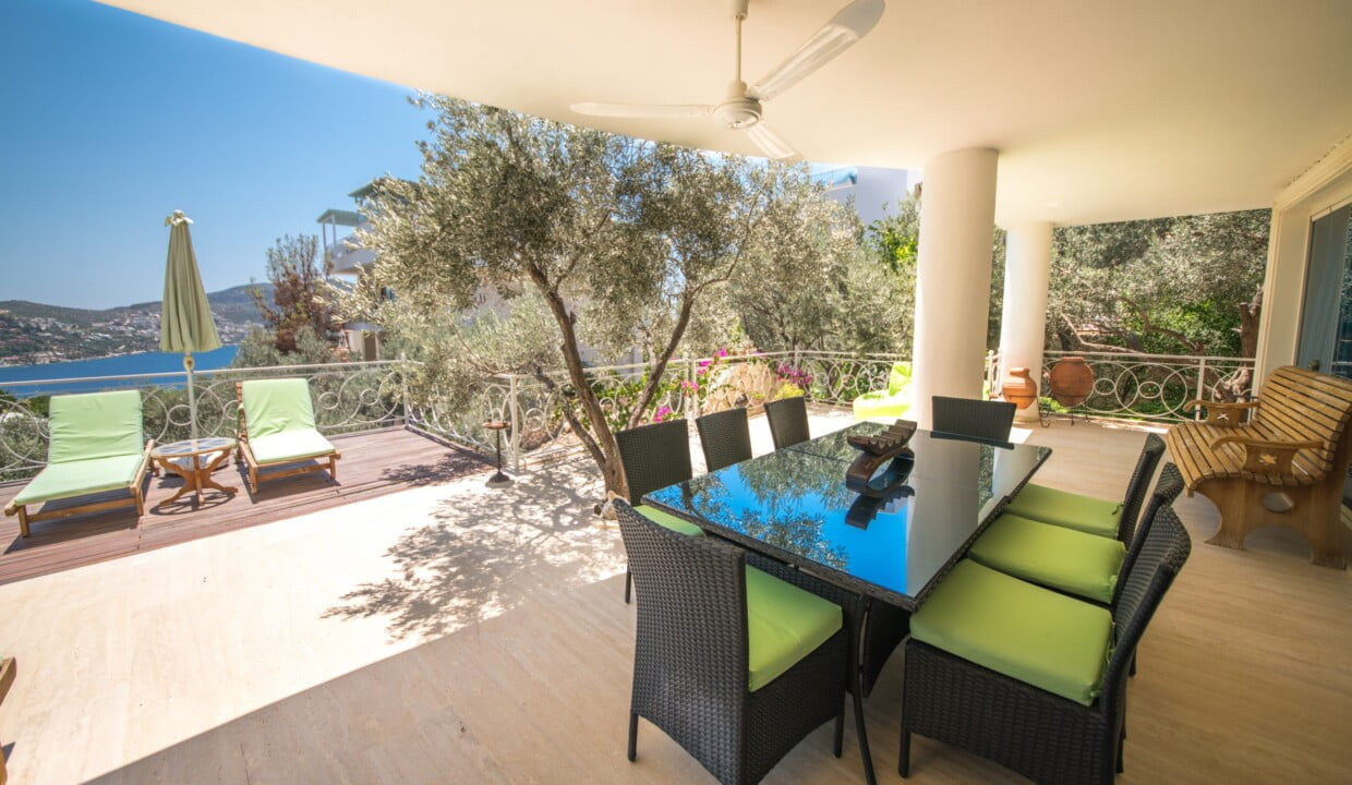Villa Ayser terrace furnished