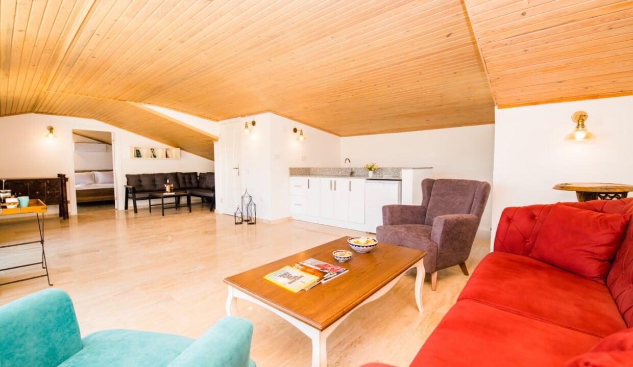villa garden court top lounge