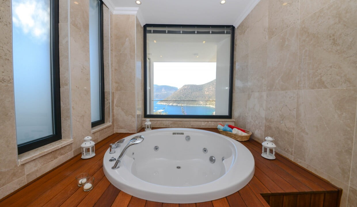 villa ozma jacuzzi