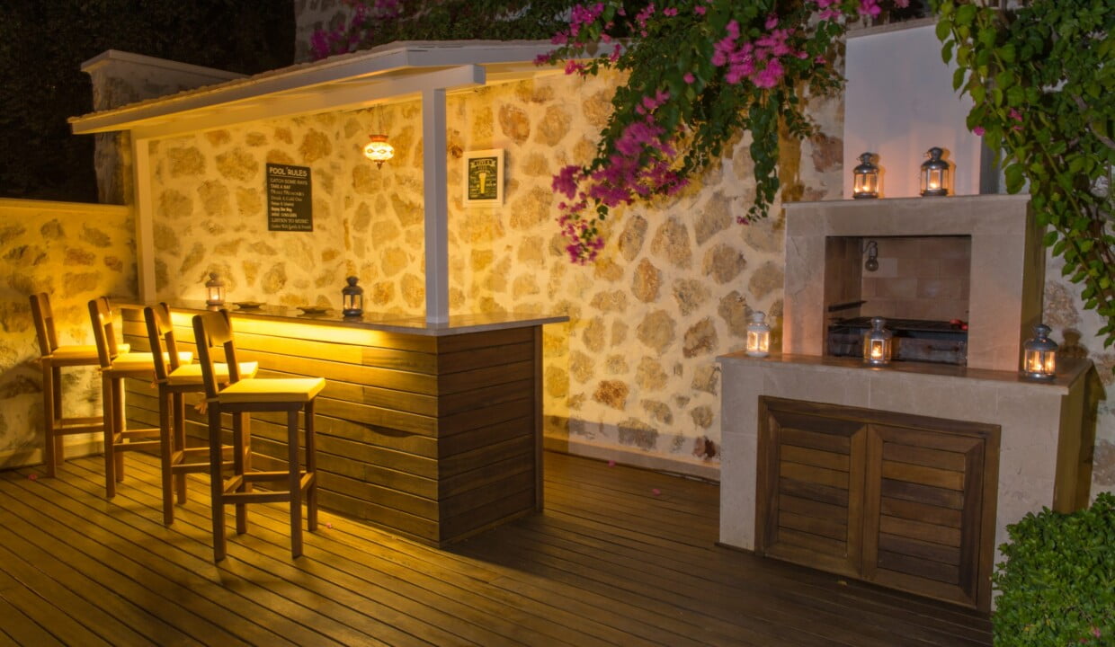 villa ozma pool bar