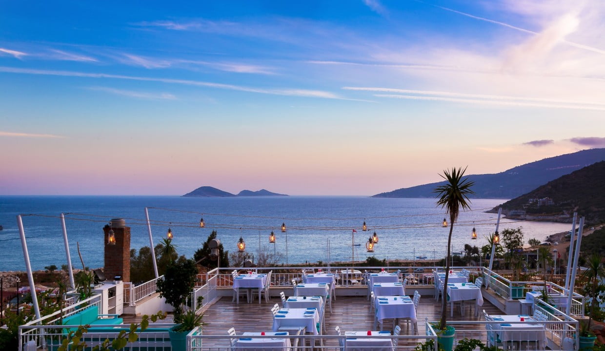 Astonishing Kalkan Restaurants: 6 Rooftop Delights 9 Kalkan Restaurants rooftop dining